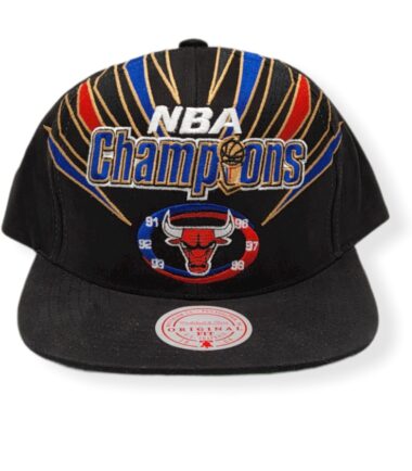Mitchell & Ness Chicago Bulls 1998 Champions Adjustable Snapback Hat Cap