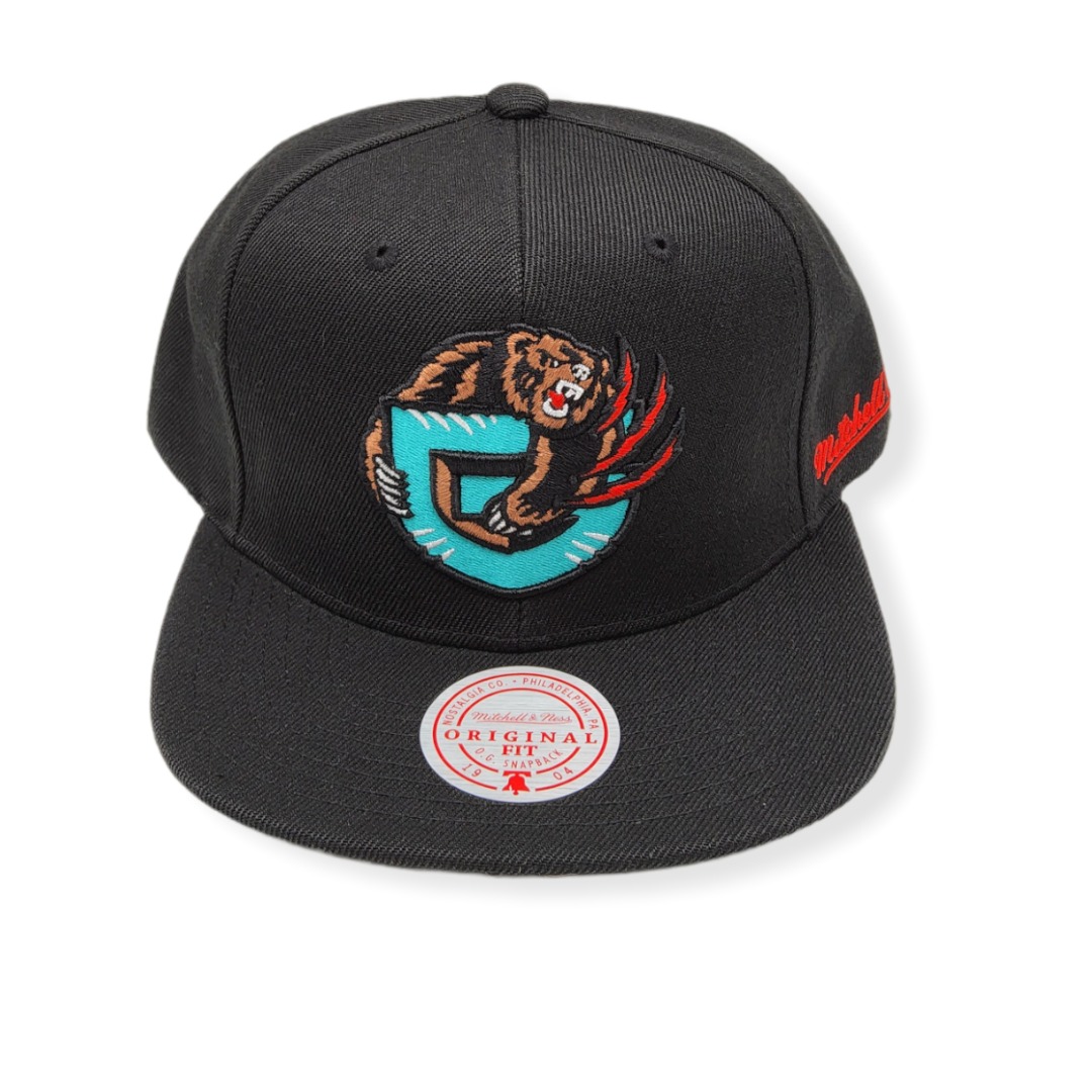 1663801994_MN-Grizzlies-Drop-Back-194582186624-01.jpg