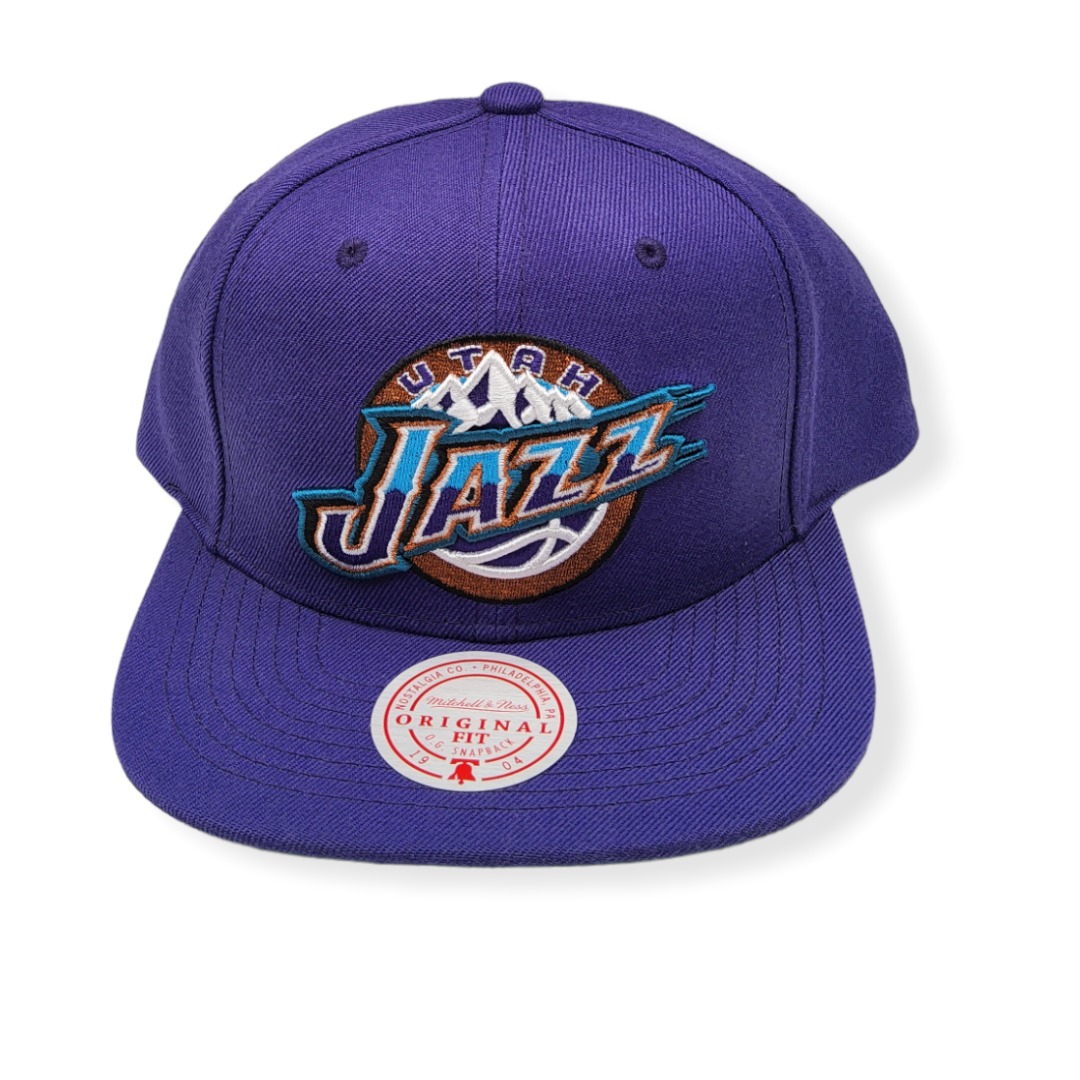 1666824083_MN-Jazz-Team-Ground-V2-195563837825-01.jpg