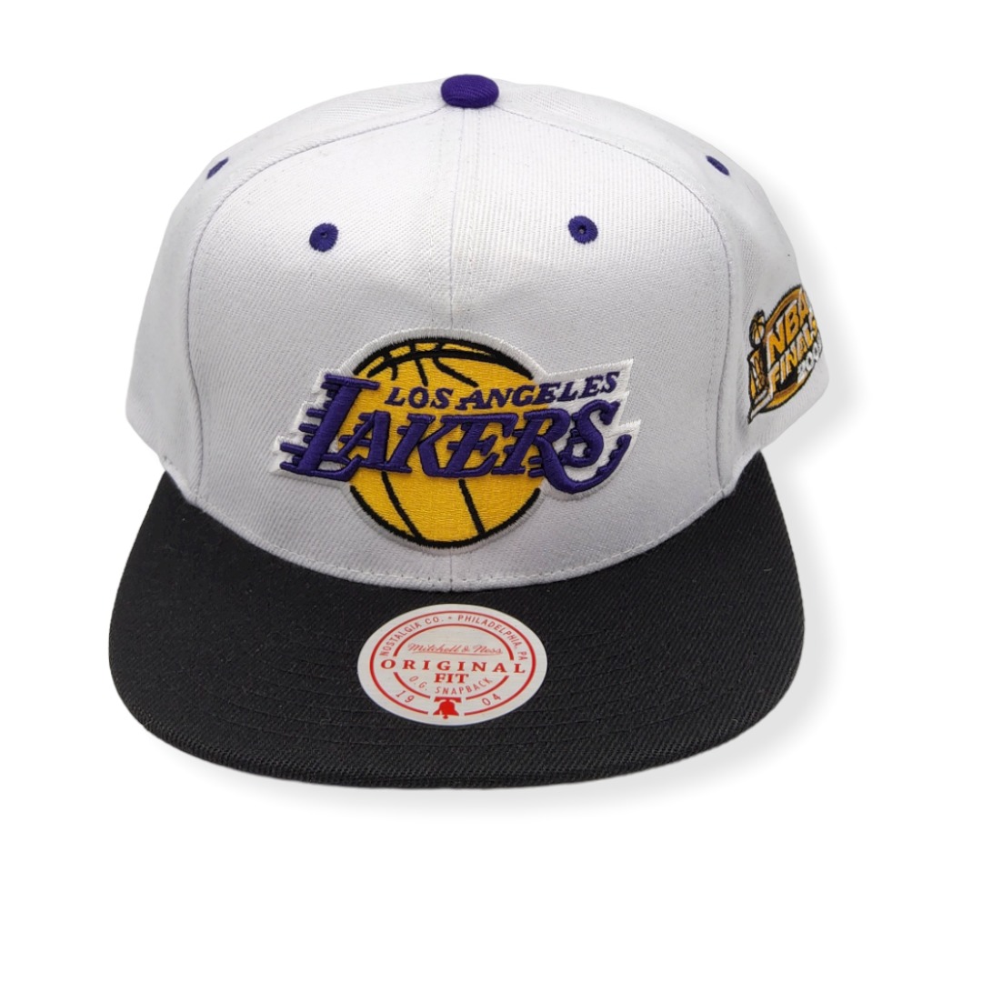1667421564_MN-Lakers-2002-The-Champs-195563194515-01.jpg