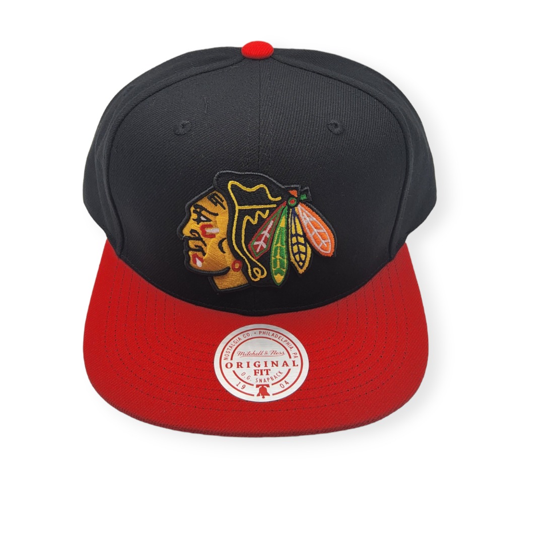 1685574619_MN-Blackhawks-Team-2Tone2.0-Black-Red-195563702369-01-1.jpg