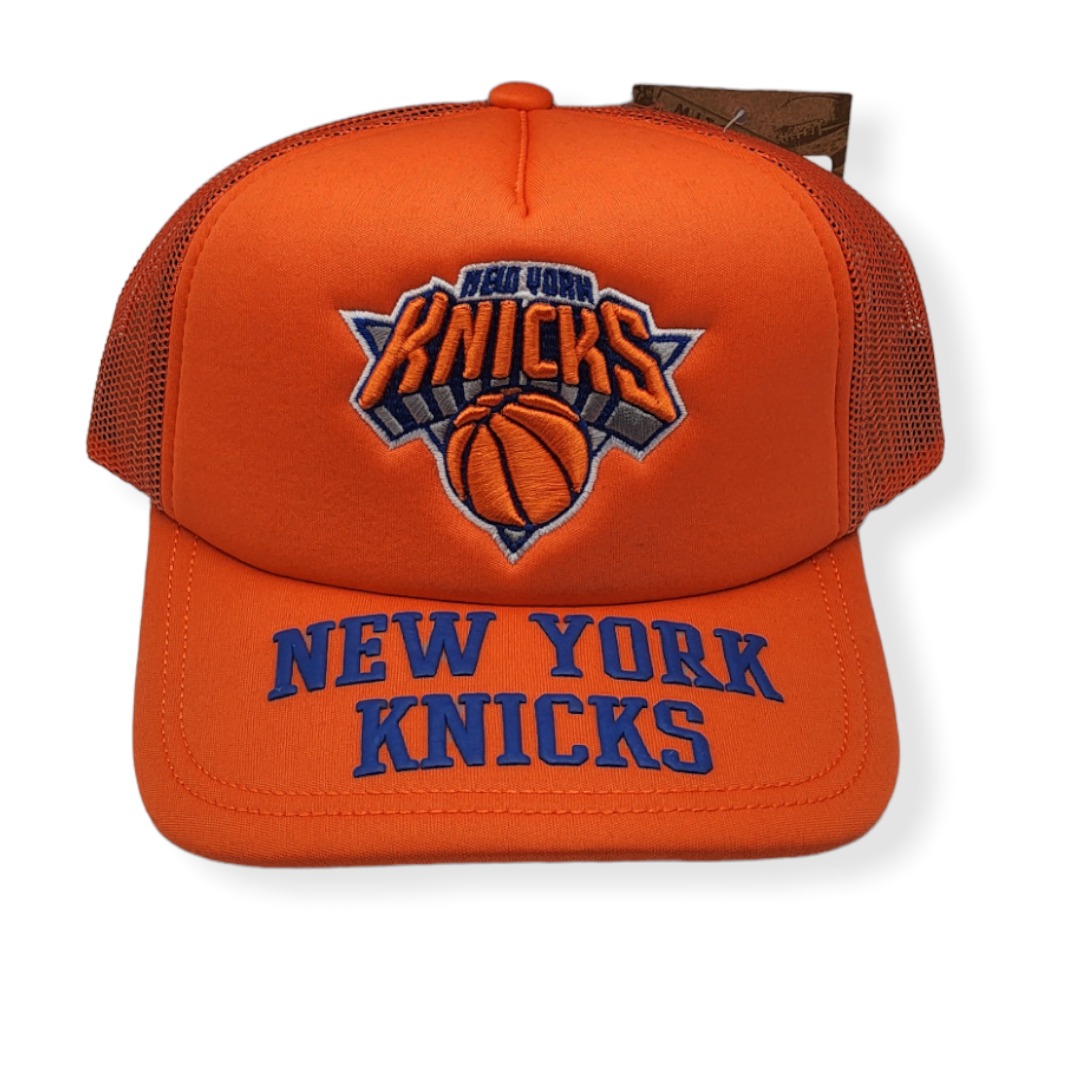 1692132697_MN-Knicks-Puff-the-Magic-Trucker-196294309520-01.jpg