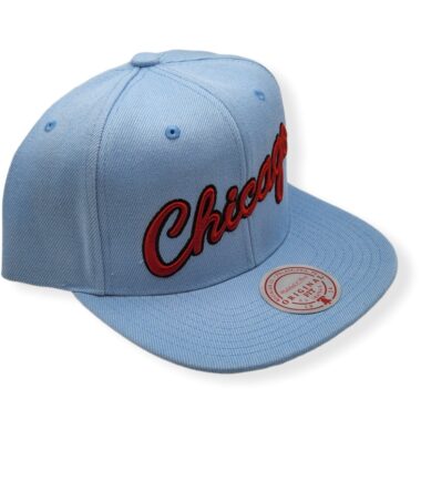 MN-Bulls-Core-Basic-LightBlue-697589726034-03.jpg