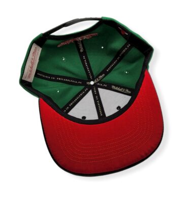 MN-Bulls-Day-1-Green-Red-697589735654-05.jpg