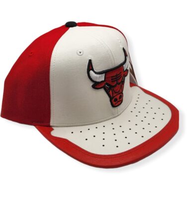 MN-Bulls-Day-1-White-Red-697589735746-03.jpg