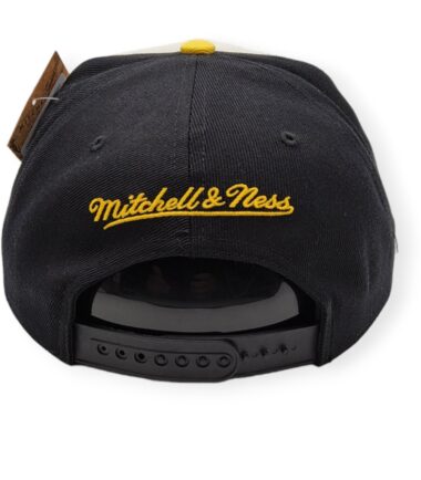MN-Bulls-Day-1-White-Yellow-697589735753-04.jpg
