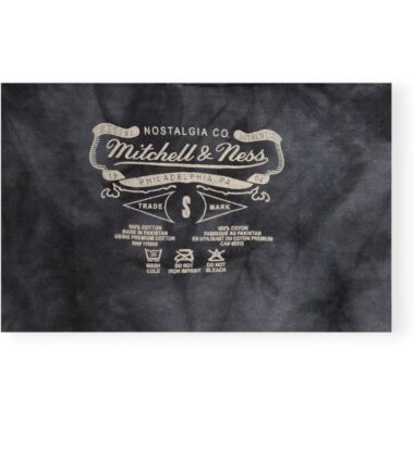 MN-Bulls-Swish-Finals-Tee-Black-195563355558-04.jpg