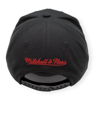 MN-Bulls-Team-Vibes-195563764640-04.jpg
