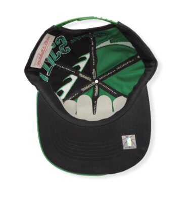 MN-Celtics-Spiral-Deadstock-196294178850-06.jpg