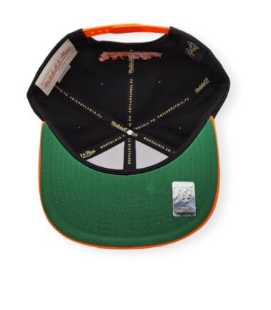 MN-Flyers-Team-2Tone2.0-Black-Orange-195563702444-05.jpg