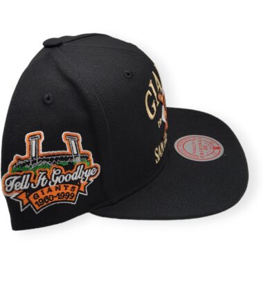 MN-Giants-Grand-Slam-Coop-Black-197507010615-04.jpg