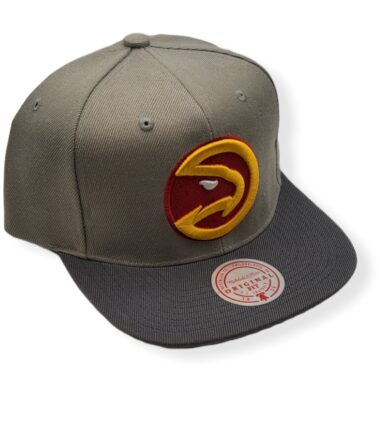 MN-Hawks-Cool-Grey3-195563074183-03.jpg