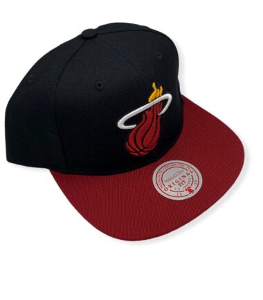 MN-Heat-Team-2T2.0-195563838280-03.jpg