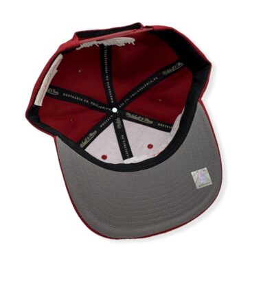 MN-Heat-Team-Ground-V2-195563837146-05.jpg