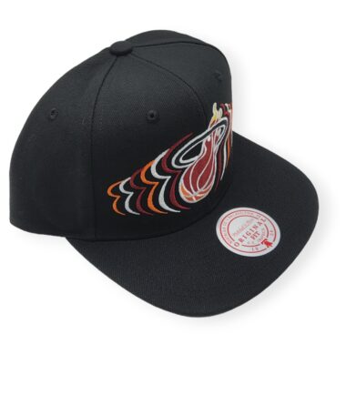 MN-Heat-Team-Vibes-195563763766-03.jpg