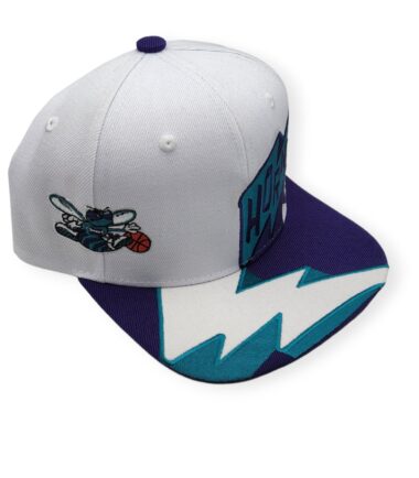 MN-Hornets-Fast-Times-White-195563762059-03.jpg