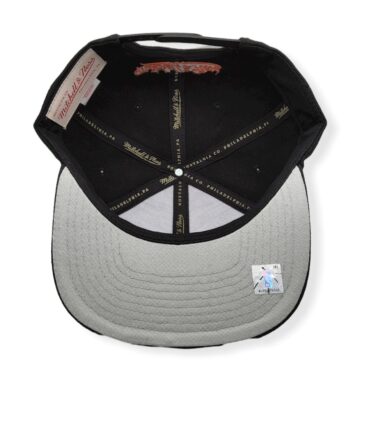 MN-Knicks-Core-Basic-Black-195563182468-05.jpg