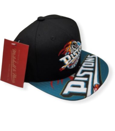 MN-Pistons-Swingman-Pop-195563383780-03.jpg