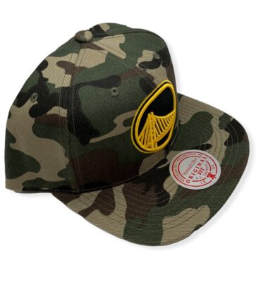 MN-Warriors-Blackwood-Camo-194582239573-03.jpg