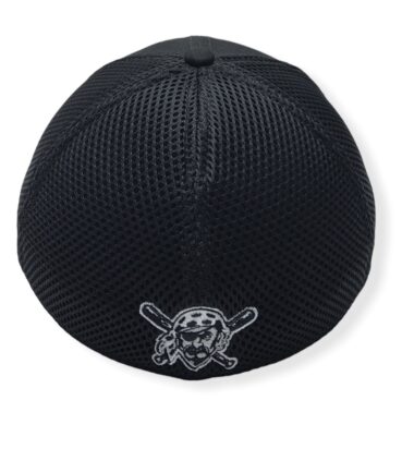 NE-Pirates-3930-Black-White-S-M-192093993755-04.jpg
